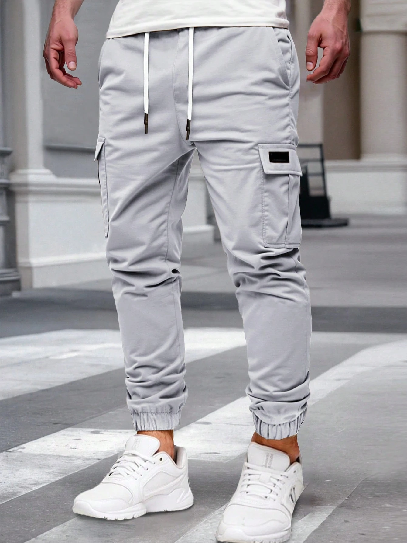 Manfinity Homme بنطلون رمادي للرجال